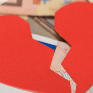 Sites de namoro, mas quanto custa procurar parceiros. O Antitruste intervém
