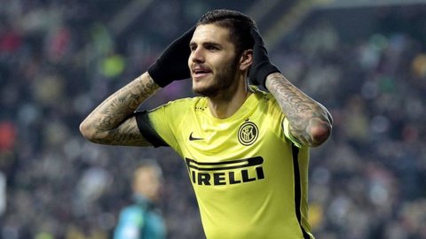 Inter: il Napoli assedia Icardi, Mancini in bilico