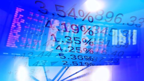 Piazza Affari batte tutti, volata di Telecom e Ubi