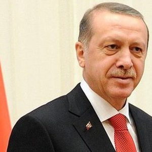 Turchia: Erdogan vince ma Paese diviso