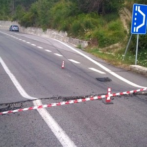 Terremoto: la viabilità su strade e ferrovie