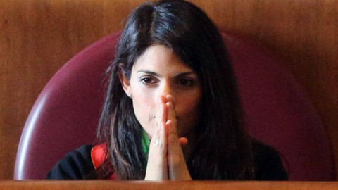 Roma: Raggi, pace armata con Grillo