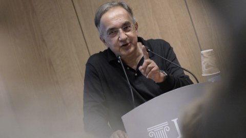 FCA, Marchionne: "A Volkswagen vai bater à porta"