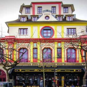 Katliamdan bir yıl sonra Bataclan'da Sting