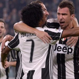 Desafío del Scudetto: tanto Juve como Roma ganan