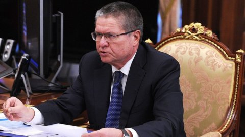 Russia, arrestato ministro Sviluppo