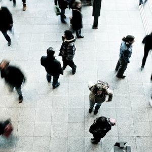 Autos, Strom und Gas: Die großen Namen gehen darauf zurück, junge Leute einzustellen