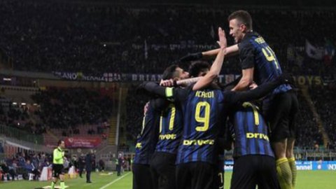 Inter sinks Lazio and dreams of the Champions League