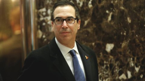 AS, Trump menunjuk Mnuchin ke Departemen Keuangan