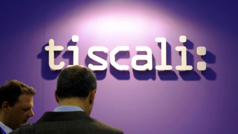 Tiscali: prezzo aumento a 0,0376 euro per azione