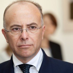 Prancis: Cazeneuve perdana menteri baru