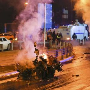Istanbul, autobomba in centro: 20 feriti