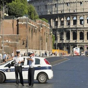 Smog, bloqueo de coches y huelgas en Roma y Milán