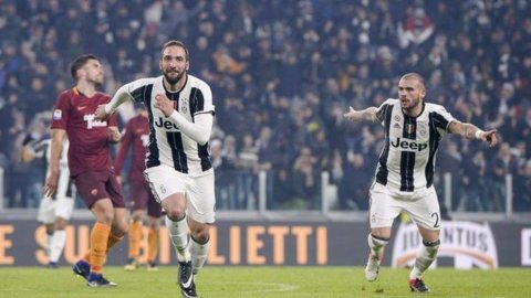 Higuain stende la Roma: Juve in fuga e campione d’inverno