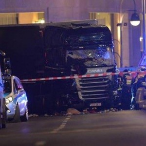 Strage Berlino: dispersa una ragazza italiana (VIDEO)