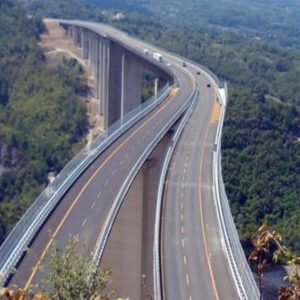 Unioncamere Calabria: Presentación del Libro Blanco sobre infraestructura y desarrollo sostenible. Detrás del resto de Italia