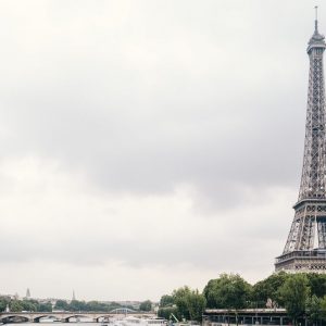 Paris: bom sos, pengadilan dievakuasi