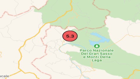 Terremoto: forti scosse nel Centro Italia