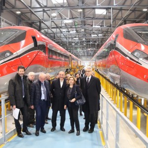 Trenitalia e Hitachi presentano il treno “Rock”