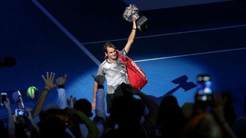 Federer è leggenda: suo il 18esimo Slam