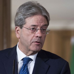 Gentiloni: Ius soli rinviato all’autunno