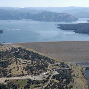 California: pericolo diga, 200mila evacuati