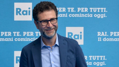 Rai: tetto agli stipendi anche per gli artisti