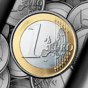 Ultrapassar o tabu de monetizar o défice para salvar o euro