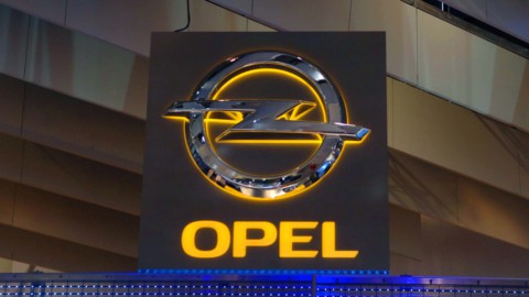 PSA: покупка Opel закрыта досрочно