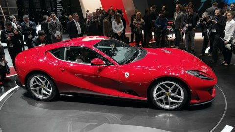 El Salón del Automóvil de Ginebra al principio: el coche acelera hacia el futuro