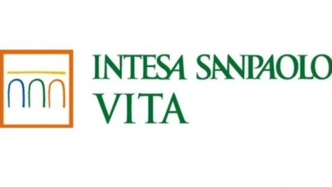 Intesa Sanpaolo Vita menandatangani perjanjian dengan AON