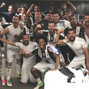 Champions: la Juve resiste al Camp Nou e vola in semifinale