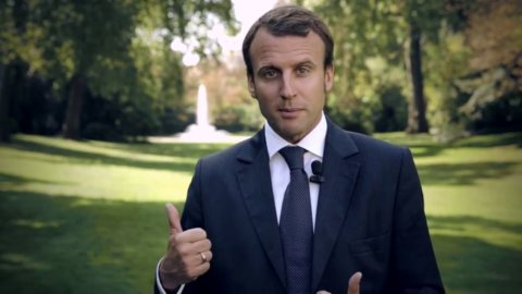 Macron dà lezioni di green economy