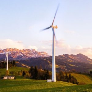 Rinnovabili, la Ue accelera: stop investimenti combustibili fossili