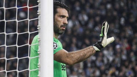 La Juve cerca col Chievo il primato di una notte