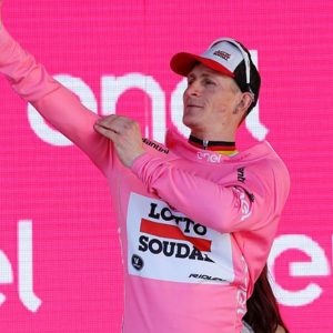 Giro: Greipel conquista tappa e maglia rosa
