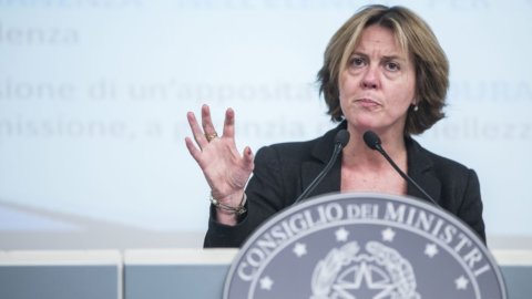 Aşılar, Lorenzin: "Yakında zorunlu olacak"