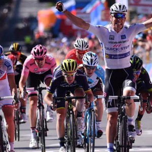 Giro: Dumoulin adil oyunu, Jungels kazandı