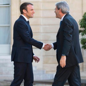 Macron öffnet sich nach Italien, Gentiloni zum Elysée