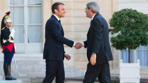 Macron apre all’Italia, Gentiloni all’Eliseo