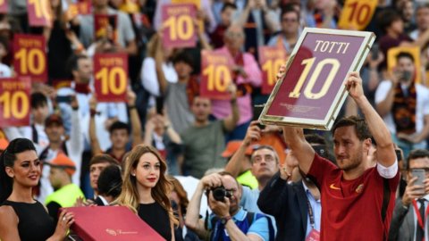 Totti, addio commosso: la Roma è seconda