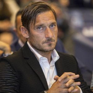 Totti Spa：船长的别墅、生意（和债务）