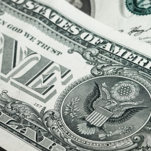 Fed, con le prossime mosse dollaro e T-Bond sotto pressione