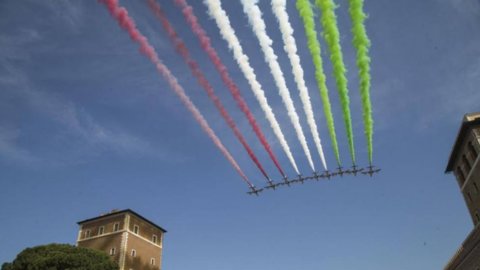 2 Juni, Mattarella: "Masa depan perdamaian"