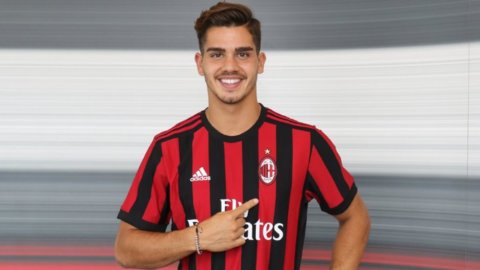 Milan: setelah André Silva datanglah Borja Valero. Manuver Inter dan Juve