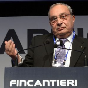 Fincantieri: کنارڈ کے ساتھ معاہدہ اور ونکنگ کی ترسیل، ٹائٹل کی چھلانگ