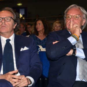 Fiorentina: Della Valles au scos compania la vânzare