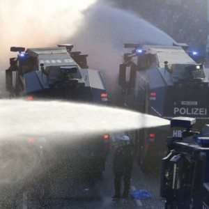 G20 Amburgo: scontri e centinaia di feriti