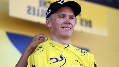 Tour: Aru cede, Froome torna in giallo