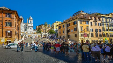 Turismo,  Italia quinto paese al mondo: report Unicredit e Touring Club